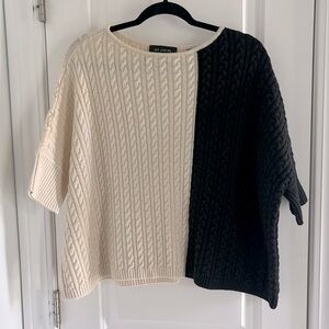 St. John Cream and Black Cable Knit Short Sleeve Sweater